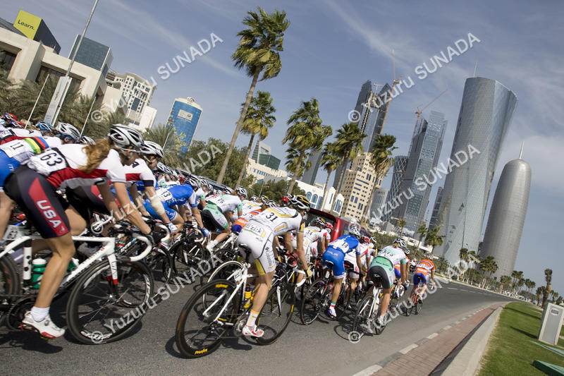 Peloton in Doha002p.jpg
